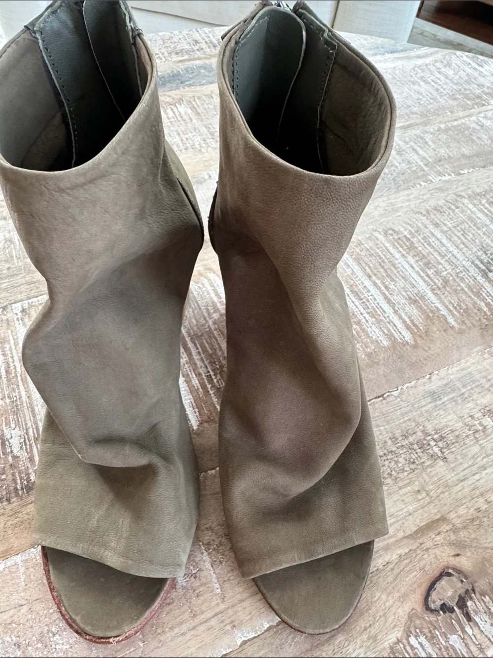 Free People preruched open